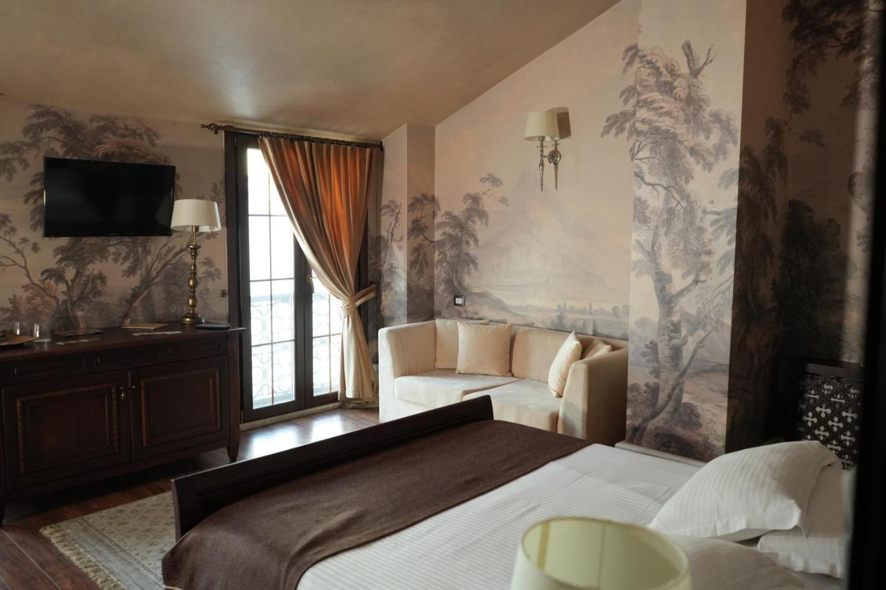 Hotel Boutique Vila 8 Durrës Zewnętrze zdjęcie