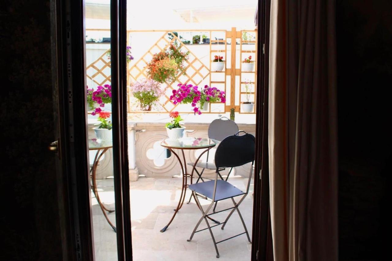 Hotel Boutique Vila 8 Durrës Zewnętrze zdjęcie
